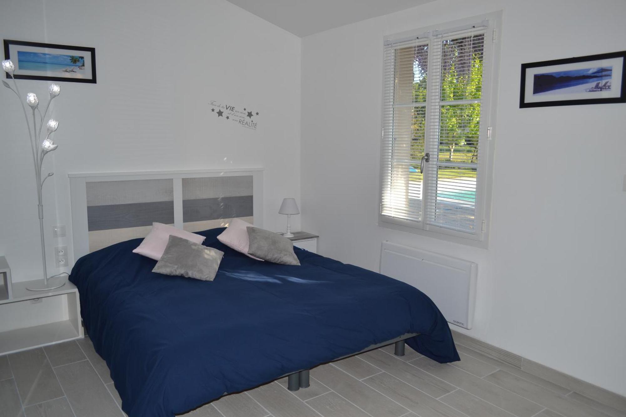 L'Instant Bleu Hotel Marans  Eksteriør billede